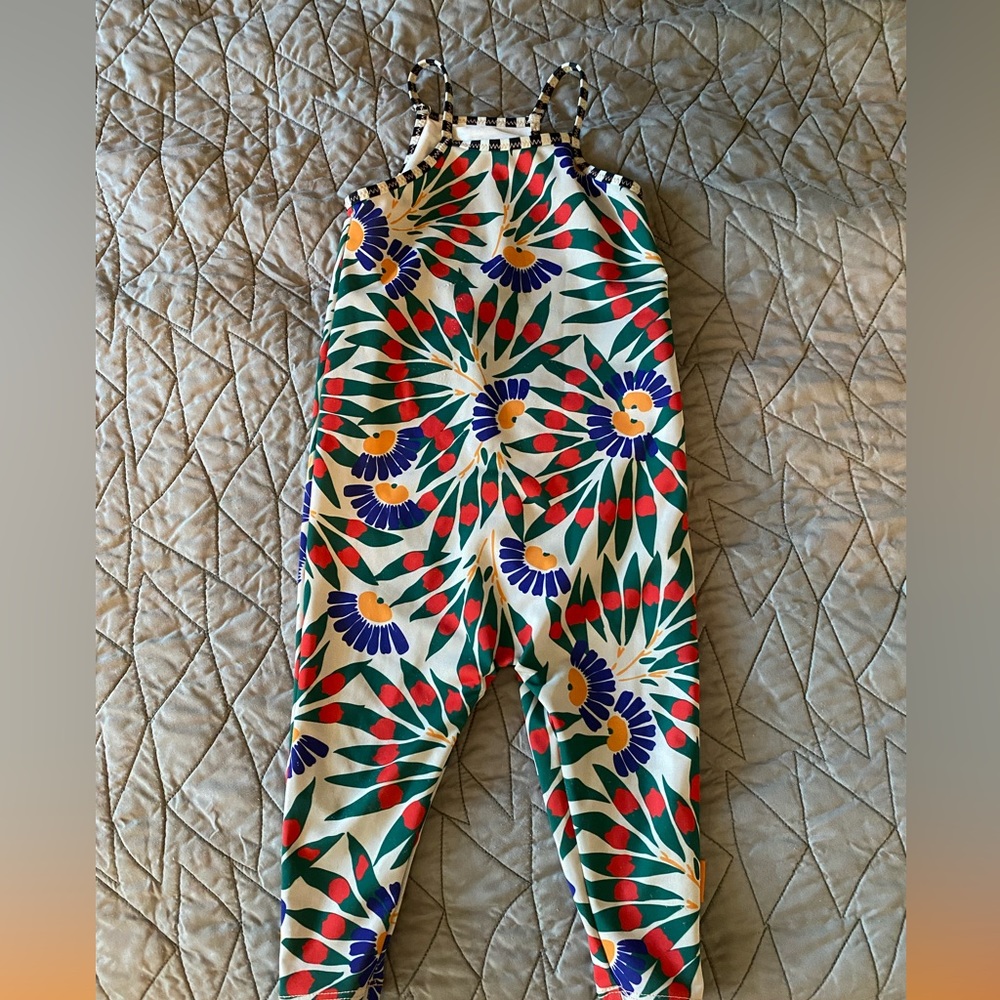 Seea jumper.  Super cute.  Great for spring and summer!